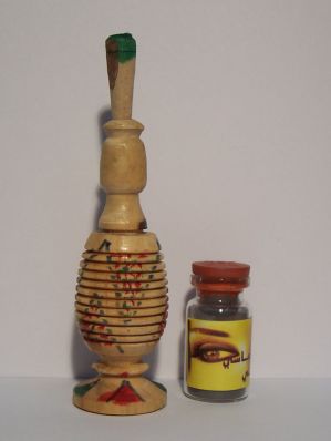 Fiole en Bois pour Khôl avec Recharge