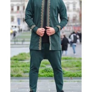 Alternative view of Veste Etniz avec son Sarouel, Ensemble vert Menara Qaba'il